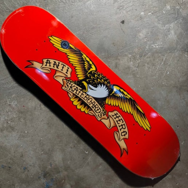 Anti-Hero Skateboards – Classic Eagle Deck 9.0″