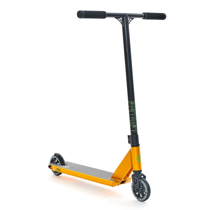 District Titus Complete Scooter – Ano Gold / Black