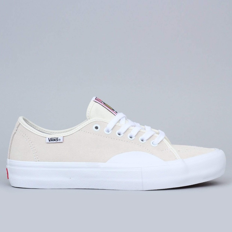 Vans AV Classic Pro Shoes Rubber White / White UK10.5