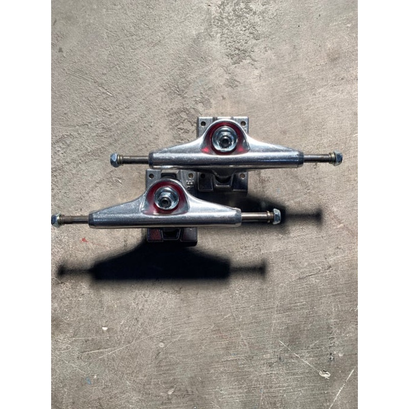 Venture Trucks – Polished Lows 5.2