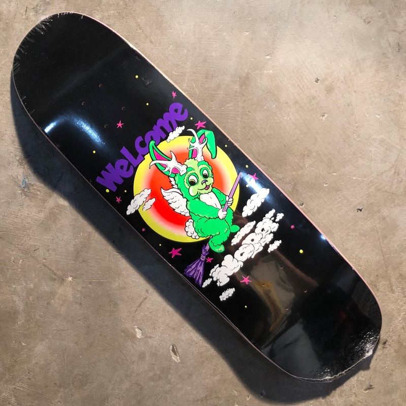 Welcome Skateboards – Nora Vasconcellos Full Moon on Sphynx Deck – 8.8″ Black