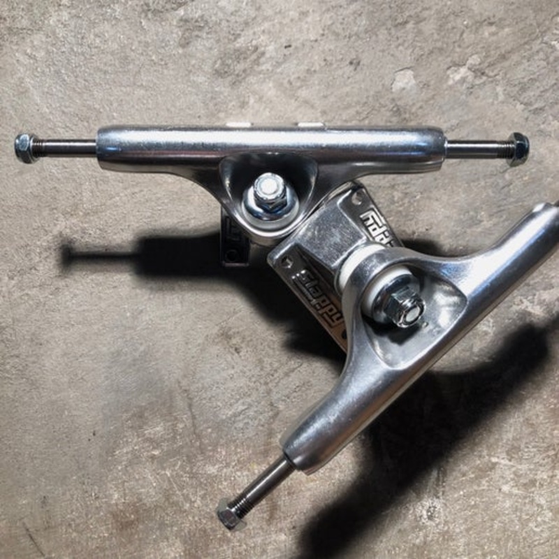 Slappy Trucks – ST1 Classic Polished Truck 8.0