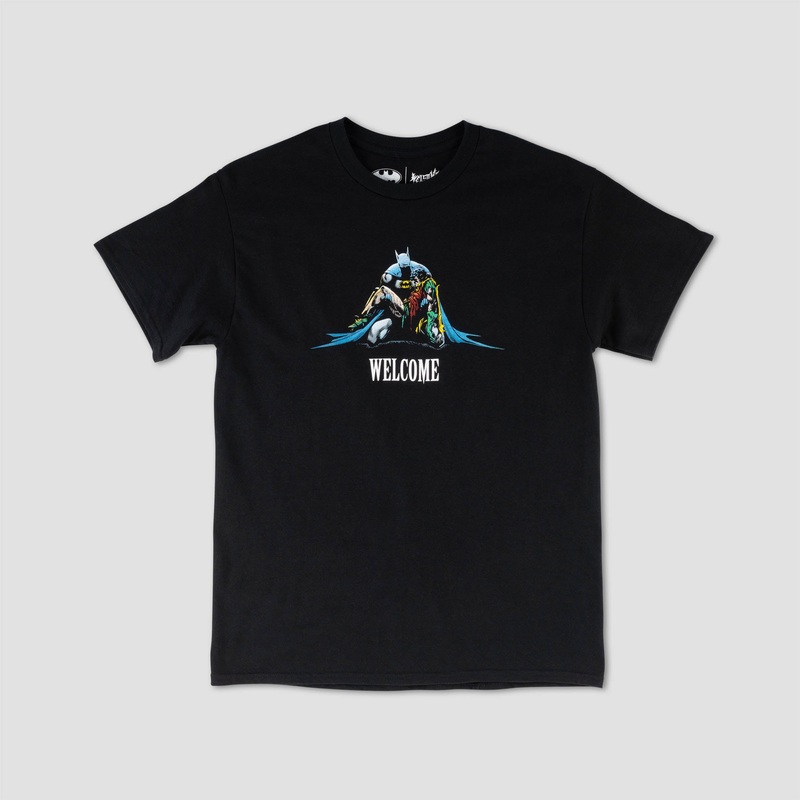 Welcome Death In The Family T-Shirt Black Small