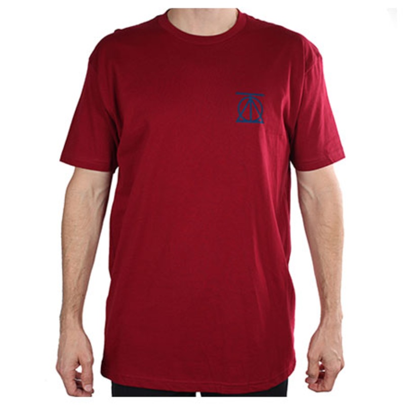 Theories Crest T Shirt Crimson Medium