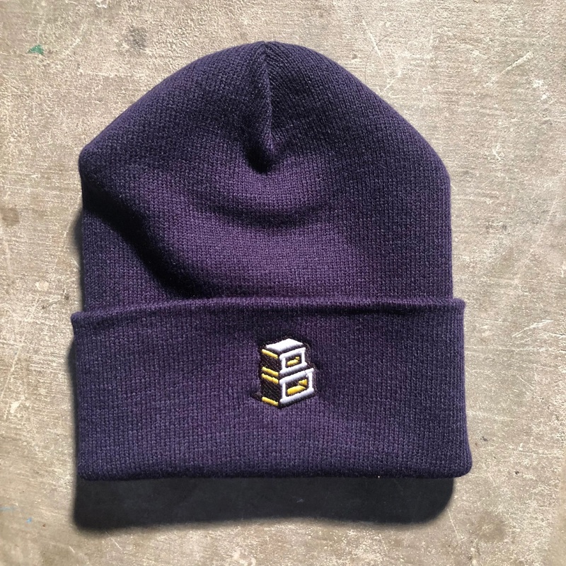Block – Roots B Logo Cuffed Beanie – Navy