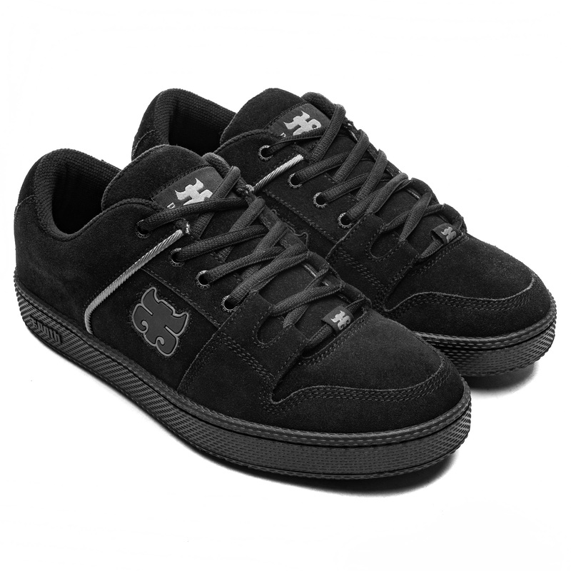IPATH CRICKET – BLACK SUEDE SHOES M 7.5