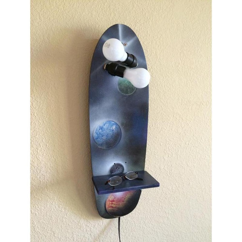 Skateboard Art – Spraypaint Planets Reading Wall Lamp With Shelf