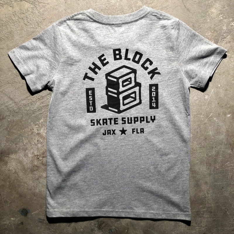 Block – Roots Logo Youth Tee – Heather Grey – Black 8