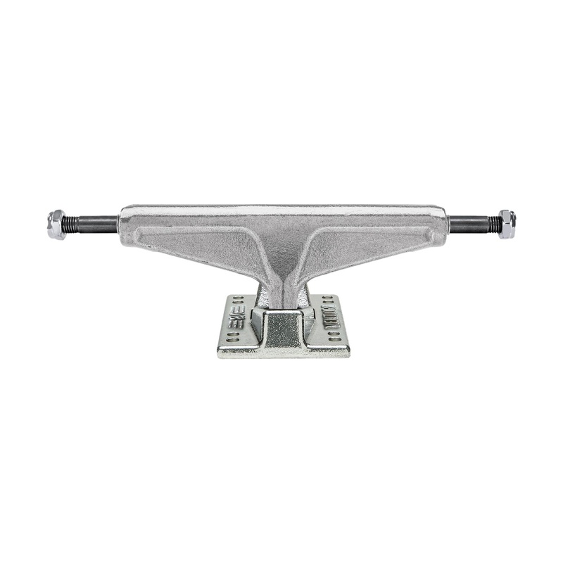 Venture V8 5.6″ Polished Trucks