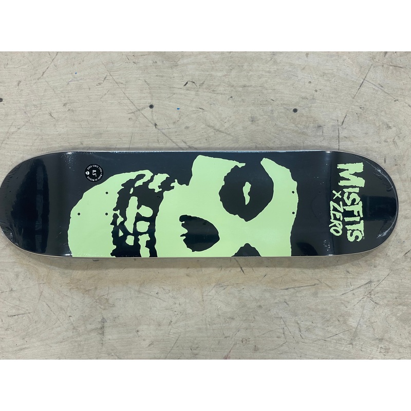 Zero Misfits – Fiend Skull (GLOW) 8.5