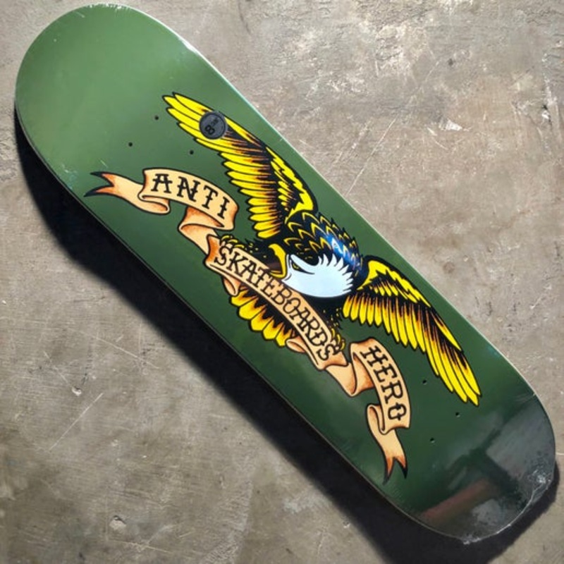 Anti-Hero Skateboards – Classic Eagle Deck 8.38″