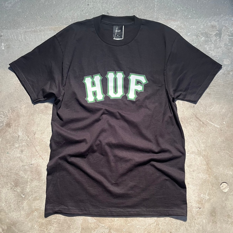 HUF – Giant Tee – Black Medium