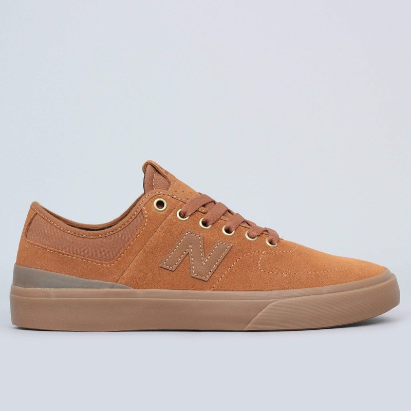 New Balance NM379 Shoes Brown / Gum – Jake Hayes UK7