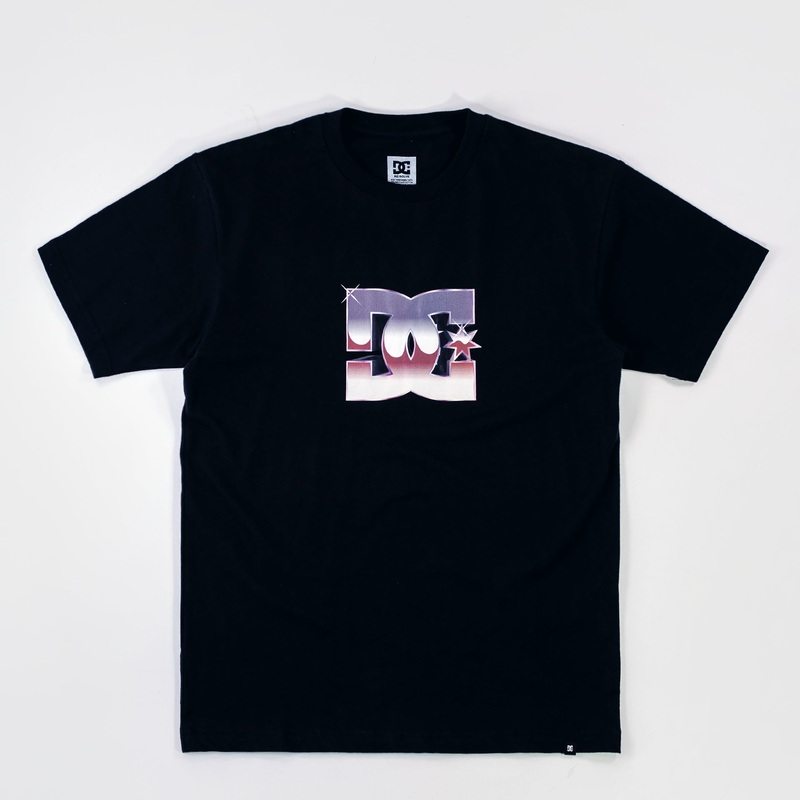DC Metallic Star Short Sleeve T-shirt – Black S