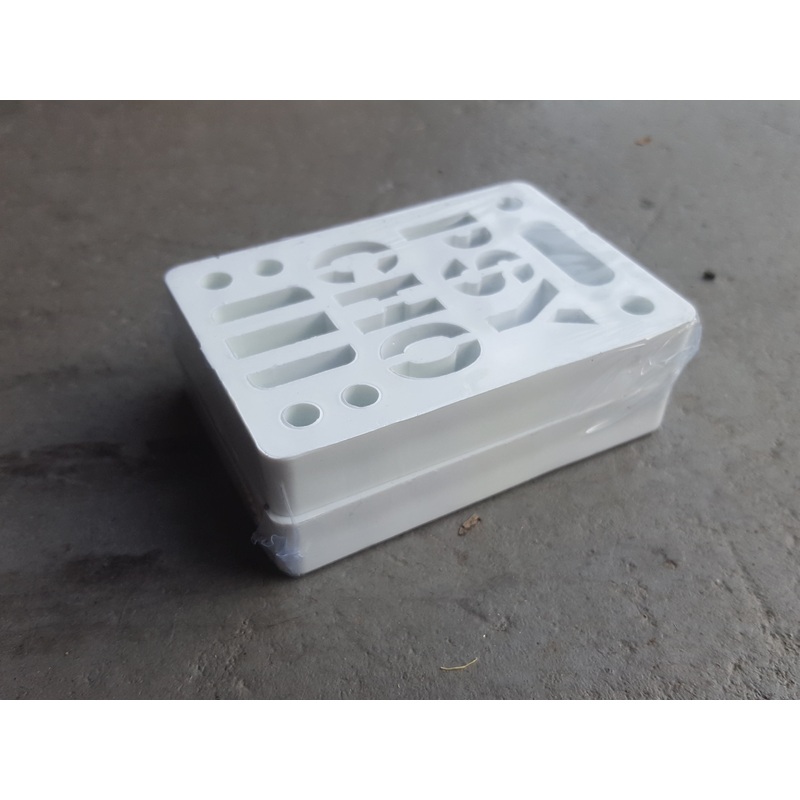 Riser Pads Psycho Risers – 1/2″ WHITE