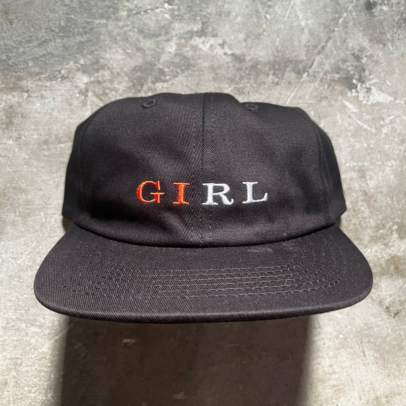 Girl Skateboards – Serif Snapback Hat – Black