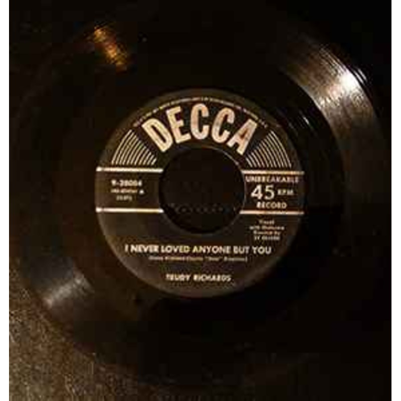 Trudy Richards  I Never Loved Anyone But You / I Don’t Mind Vinyl 7″ Record *Used Release*