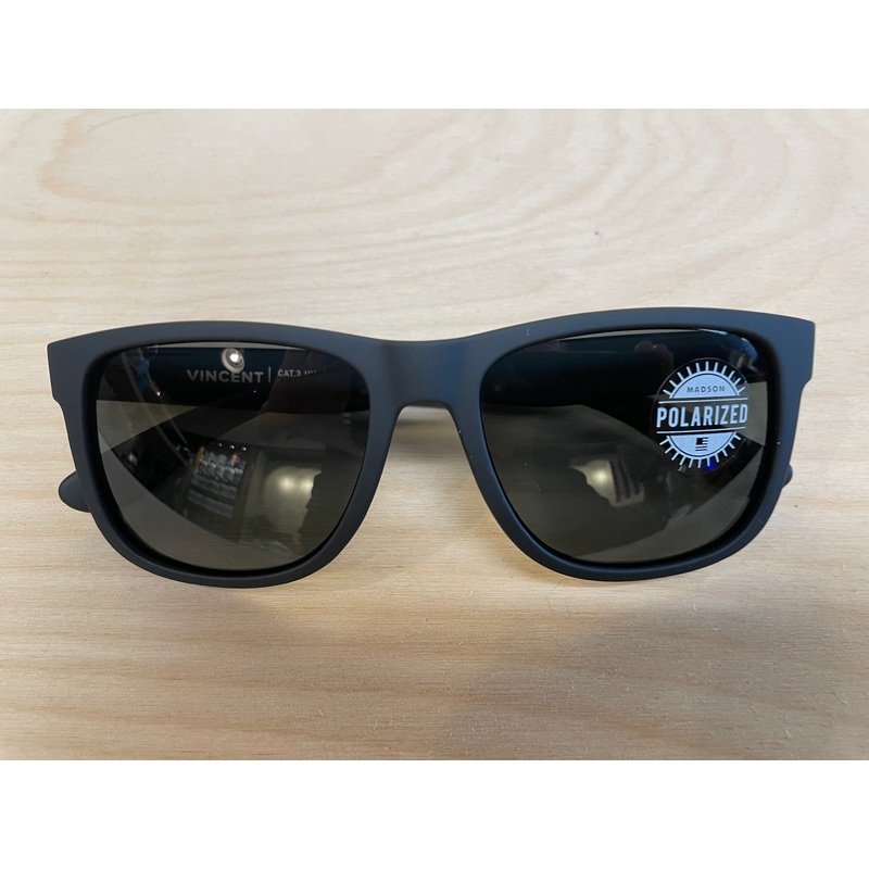 VINCENT Black on Black / Grey Polarized
