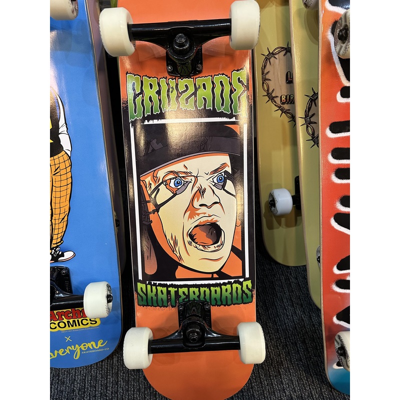 Cruzade Face 8 Complete Skateboard