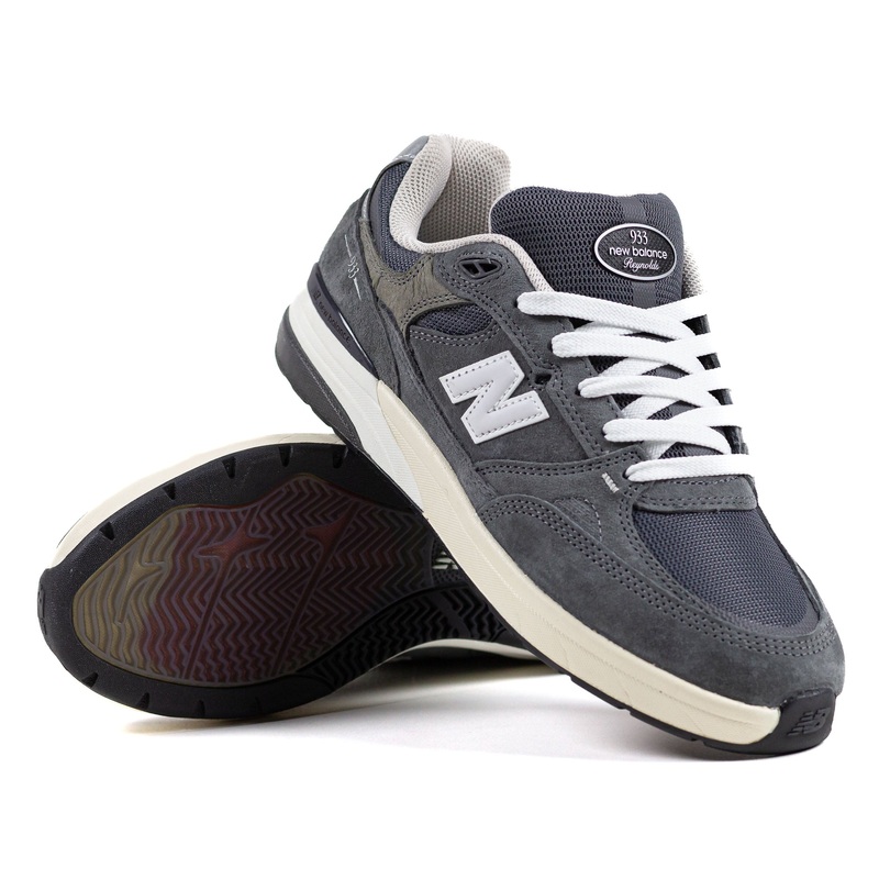 Numeric Andrew Reynolds Grey Day 933 Wide (Dark Grey/White) – NM933GDY 9M / 10.5W 2E