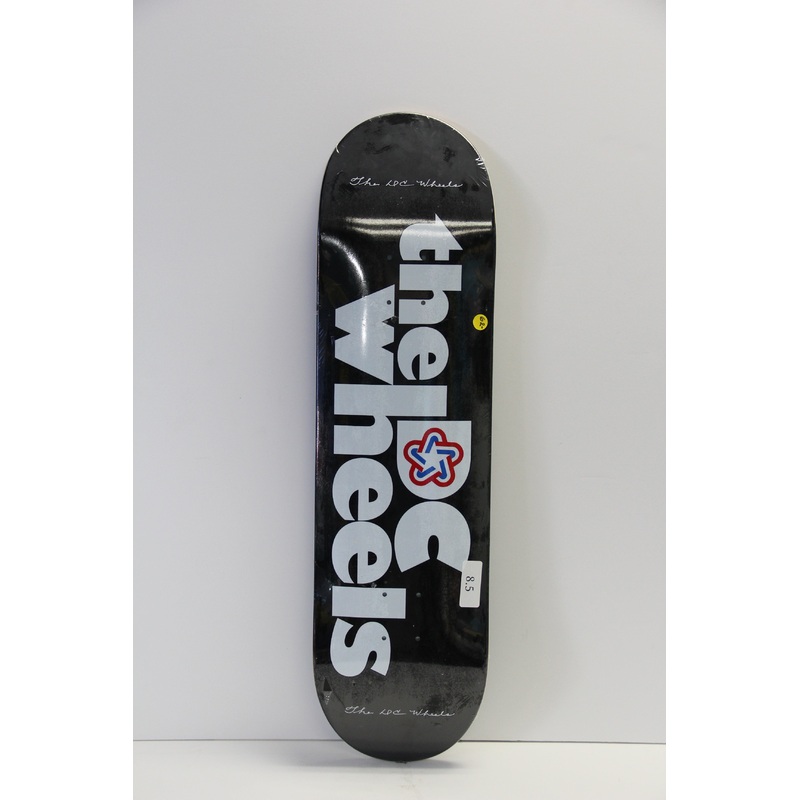 The DC Wheels Skateboard 7.75
