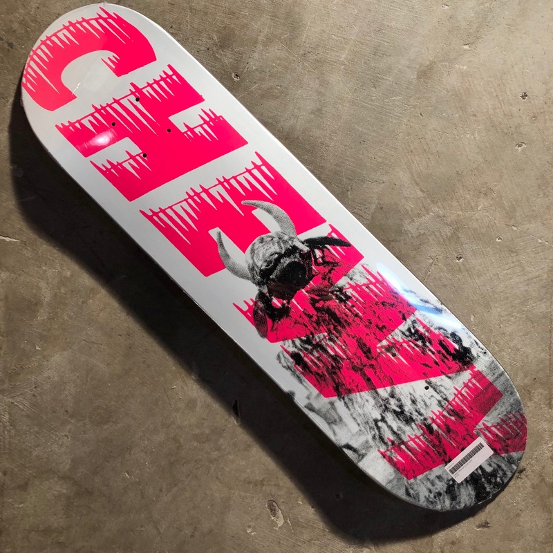 Palace Skateboards – Chewy Pro S37 Deck – 8.375″