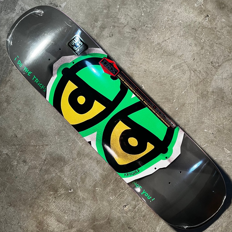 Krooked Skateboards – DBX Eyes Full SE Deck – 8.25″ Light Green