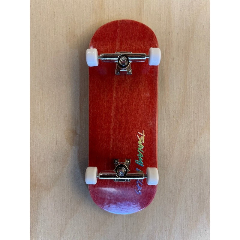Tsunami Finger Board Complete – Red / White Wheels
