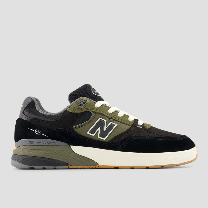 New Balance Andrew Reynolds 933 Skate Shoes Black / Dark Olivine UK6