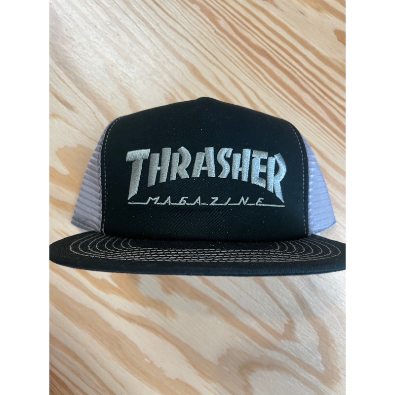 Thrasher MAG LOGO – TRUCKER – BLACK / GREY