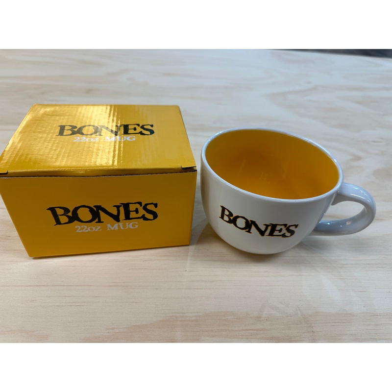 BONES WHEELS Mug Pushing Up Daisies White/Gold